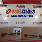 LOTE 234 - 02 CAIXAS COM BISNAGAS DE ÁLCOOL ETÍLICO HIDRATADO 70% COM 30 UNIDADES CADA. (NO ESTADO, LEILÃO NÃO TEM GARANTIA E NEM DEVOLUÇÃO, SUJEITO A POSSÍVEIS AVARIAS VISÍVEIS/OCULTAS E/OU AUSÊNCIA DE COMPONENTES).