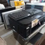 LOTE 330 - 02 IMPRESSORAS E 03 MONITORES MARCAS E MODELOS DIVERSOS. (NO ESTADO, LEILÃO NÃO TEM GARANTIA E NEM DEVOLUÇÃO, SUJEITO A POSSÍVEIS AVARIAS VISÍVEIS/OCULTAS E/OU AUSÊNCIA DE COMPONENTES).