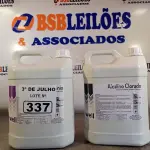 LOTE 337 - 01 GALÃO DE LIMPA ALUMÍNIO E 01 GALÃO DE ALCALINO CLORADO 5 LITROS. (NO ESTADO, LEILÃO NÃO TEM GARANTIA E NEM DEVOLUÇÃO, SUJEITO A POSSÍVEIS AVARIAS VISÍVEIS/OCULTAS E/OU AUSÊNCIA DE COMPONENTES).