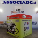 LOTE 043 - 01 COMPRESSOR DE AR PORTÁTIL 12V. (NO ESTADO, LEILÃO NÃO TEM GARANTIA E NEM DEVOLUÇÃO, SUJEITO A POSSÍVEIS AVARIAS VISÍVEIS/OCULTAS E/OU AUSÊNCIA DE COMPONENTES).