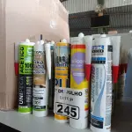 LOTE 245 - 01 LOTE COM VÁRIOS TUBOS DE SILICONE MARCAS E MODELOS DIVERSOS. (NO ESTADO, LEILÃO NÃO TEM GARANTIA E NEM DEVOLUÇÃO, SUJEITO A POSSÍVEIS AVARIAS VISÍVEIS/OCULTAS E/OU AUSÊNCIA DE COMPONENTES).