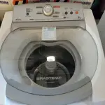LOTE 156 - 01 LAVADORA DE ROUPAS MARCA BRASTEMP CAPACIDADE 9KG 220V. (NO ESTADO, LEILÃO NÃO TEM GARANTIA E NEM DEVOLUÇÃO, SUJEITO A POSSÍVEIS AVARIAS VISÍVEIS/OCULTAS E/OU AUSÊNCIA DE COMPONENTES).