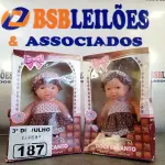 LOTE 187 - 02 BONECAS DOCE ENCANTO. (NO ESTADO, LEILÃO NÃO TEM GARANTIA E NEM DEVOLUÇÃO, SUJEITO A POSSÍVEIS AVARIAS VISÍVEIS/OCULTAS E/OU AUSÊNCIA DE COMPONENTES).