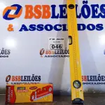 LOTE 046 - 01 NÍVEL A LASER E 01 NÍVEL DE MÃO. (NO ESTADO, LEILÃO NÃO TEM GARANTIA E NEM DEVOLUÇÃO, SUJEITO A POSSÍVEIS AVARIAS VISÍVEIS/OCULTAS E/OU AUSÊNCIA DE COMPONENTES).