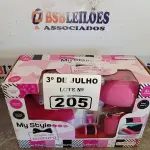 LOTE 205 - 01 ATELIÊ DE COSTURA MY STYLE. (NO ESTADO, LEILÃO NÃO TEM GARANTIA E NEM DEVOLUÇÃO, SUJEITO A POSSÍVEIS AVARIAS VISÍVEIS/OCULTAS E/OU AUSÊNCIA DE COMPONENTES).