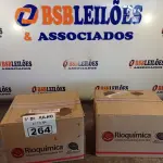 LOTE 264 - 02 CAIXAS COM BISNAGAS DE ÁLCOOL ETÍLICO HIDRATADO 70% COM 30 UNIDADES CADA. (NO ESTADO, LEILÃO NÃO TEM GARANTIA E NEM DEVOLUÇÃO, SUJEITO A POSSÍVEIS AVARIAS VISÍVEIS/OCULTAS E/OU AUSÊNCIA DE COMPONENTES).