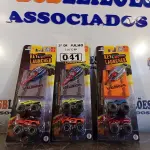 LOTE 041 - 03 KITS DE CARRINHOS. (NO ESTADO, LEILÃO NÃO TEM GARANTIA E NEM DEVOLUÇÃO, SUJEITO A POSSÍVEIS AVARIAS VISÍVEIS/OCULTAS E/OU AUSÊNCIA DE COMPONENTES).