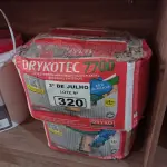 LOTE 320 - 02 CAIXAS DE ARGAMASSA POLIMÉRICA DRYKOTEC 7700 18KG. (NO ESTADO, LEILÃO NÃO TEM GARANTIA E NEM DEVOLUÇÃO, SUJEITO A POSSÍVEIS AVARIAS VISÍVEIS/OCULTAS E/OU AUSÊNCIA DE COMPONENTES).