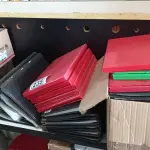 LOTE 235 - 01 LOTE COM VÁRIAS PASTAS PARA DOCUMENTOS MARCAS E MODELOS DIVERSOS. (NO ESTADO, LEILÃO NÃO TEM GARANTIA E NEM DEVOLUÇÃO, SUJEITO A POSSÍVEIS AVARIAS VISÍVEIS/OCULTAS E/OU AUSÊNCIA DE COMPONENTES).