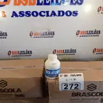 LOTE 272 - 02 CAIXAS COM COLA TUBO ST 175G COM 15 FRASCOS CADA. (NO ESTADO, LEILÃO NÃO TEM GARANTIA E NEM DEVOLUÇÃO, SUJEITO A POSSÍVEIS AVARIAS VISÍVEIS/OCULTAS E/OU AUSÊNCIA DE COMPONENTES).