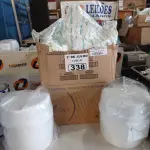 LOTE 338 - 02 FRASQUEIRAS SUPPLY CLEAN, 04 REFIS E 01 TOALHEIRO AUTO CORTE. (NO ESTADO, LEILÃO NÃO TEM GARANTIA E NEM DEVOLUÇÃO, SUJEITO A POSSÍVEIS AVARIAS VISÍVEIS/OCULTAS E/OU AUSÊNCIA DE COMPONENTES).