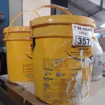 LOTE 357 - 01 BALDE DE VEDALIT, ADITIVO PLASTIFICANTE CONCENTRADO PARA CONCRETO E ARGAMASSAS E 01 BALDE DE VEDACIT, ADITIVO IMPERMEABILIZANTE PARA CONCRETO E ARGAMASSAS 18L. (NO ESTADO, LEILÃO NÃO TEM GARANTIA E NEM DEVOLUÇÃO, SUJEITO A POSSÍVEIS AVARIAS VISÍVEIS/OCULTAS E/OU AUSÊNCIA DE COMPONENTES).