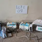 LOTE 540 - FOTOPOLIMERIZADOR + 02 APARELHOS DE ULTRASSON ODONTOLOGICO + APARELHO DE TERAPIA POR ONDAS CURTAS + BALANÇA PEDIATRICA. (UNIDADE: B-044 - GOVERNADOR VALADARES/MG - LOCAL DE RETIRADA: RUA GILSON MOTA, Nº 10, BAIRRO: JK I - GOVERNADOR VALADARES/MG - CEP: 35.045.530)