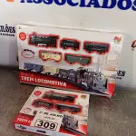 LOTE 309 - 02 PISTAS TREM LOCOMOTIVA. (NO ESTADO, LEILÃO NÃO TEM GARANTIA E NEM DEVOLUÇÃO, SUJEITO A POSSÍVEIS AVARIAS VISÍVEIS/OCULTAS E/OU AUSÊNCIA DE COMPONENTES).