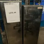 LOTE 588 - 02 BEBEDOUROS. (UNIDADE: B-049 - ARACAJU/SE - LOCAL DE RETIRADA: AVENIDA TANCREDO NEVES 5857, BAIRRO JABUTIANA - ARACAJU/SE - CEP: 49.085-000)