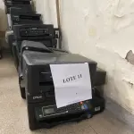 LOTE 555 - 12 IMPRESSORAS. (UNIDADE: B-049 - ARACAJU/SE - LOCAL DE RETIRADA: AVENIDA TANCREDO NEVES 5857, BAIRRO JABUTIANA - ARACAJU/SE - CEP: 49.085-000)