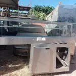 LOTE 423 - 01 BALCÃO E 01 ILHA EM INOX INCOMPLETOS. (NO ESTADO, LEILÃO NÃO TEM GARANTIA E NEM DEVOLUÇÃO, SUJEITO A POSSÍVEIS AVARIAS VISÍVEIS/OCULTAS E/OU AUSÊNCIA DE COMPONENTES).