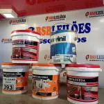 LOTE 393 - 02 BALDES DE DESMOLDANTE PARA FORMAS, 02 BALDES DE DRYKOVEDA E 01 GALÃO DE TINTA ACRÍLICA TODOS 3,6L. (NO ESTADO, LEILÃO NÃO TEM GARANTIA E NEM DEVOLUÇÃO, SUJEITO A POSSÍVEIS AVARIAS VISÍVEIS/OCULTAS E/OU AUSÊNCIA DE COMPONENTES).