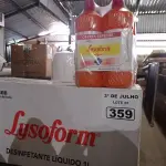 LOTE 359 - 12 LITROS DE DESINFETANTE LYSOFORM. (NO ESTADO, LEILÃO NÃO TEM GARANTIA E NEM DEVOLUÇÃO, SUJEITO A POSSÍVEIS AVARIAS VISÍVEIS/OCULTAS E/OU AUSÊNCIA DE COMPONENTES).