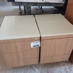 LOTE 406 - 02 GAVETEIROS COM 03 GAVETAS. (NO ESTADO, LEILÃO NÃO TEM GARANTIA E NEM DEVOLUÇÃO, SUJEITO A POSSÍVEIS AVARIAS VISÍVEIS/OCULTAS E/OU AUSÊNCIA DE COMPONENTES).