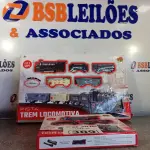 LOTE 309 - 02 PISTAS TREM LOCOMOTIVA. (NO ESTADO, LEILÃO NÃO TEM GARANTIA E NEM DEVOLUÇÃO, SUJEITO A POSSÍVEIS AVARIAS VISÍVEIS/OCULTAS E/OU AUSÊNCIA DE COMPONENTES).