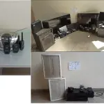 LOTE 539 - 2 TELEVISORES 40” + 10 APARELHOS DE BIOMETRIA + 03 NOBREAKS + IMPRESSORA DE CRACHÁ + IMPRESSORA HP + 2 MICROCOMPUTADORES + 4 PROJETORES + 03 NOTEBOOKS + MONITOR DE COMPUTADOR + CAIXA DE SOM + CAMERA FOTOGRÁFICA + LEITOR DE CÓDIGO DE BARRA + AMPLIFICADOR + 2 CAIXAS DE SOM + RADIO AM/FM + 2 PARES DE RÁDIOS COMUNICADORES. (UNIDADE: B-044 - GOVERNADOR VALADARES/MG - LOCAL DE RETIRADA: RUA GILSON MOTA, Nº 10, BAIRRO: JK I - GOVERNADOR VALADARES/MG - CEP: 35.045.530)
