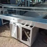 LOTE 422 - 01 BALCÃO E 01 ILHA EM INOX INCOMPLETOS. (NO ESTADO, LEILÃO NÃO TEM GARANTIA E NEM DEVOLUÇÃO, SUJEITO A POSSÍVEIS AVARIAS VISÍVEIS/OCULTAS E/OU AUSÊNCIA DE COMPONENTES).