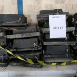 LOTE 195 - 28 SUCATAS DE REFLETORES RETANGULARES LUMENCO  (UNIDADE: A-004 - BRASÍLIA/DF - LOCAL DE RETIRADA: QUADRA 420 CONJUNTO 08 LOTE 01 SUB-CENTRO LESTE, COMPLEXO DE FURNAS - BRASÍLIA/DF - CEP: 72.320-426)