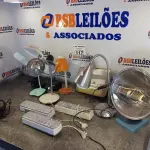LOTE 117 - 01 LOTE COM VÁRIAS LUMINÁRIAS MARCAS E MODELOS DIVERSOS. (NO ESTADO, LEILÃO NÃO TEM GARANTIA E NEM DEVOLUÇÃO, SUJEITO A POSSÍVEIS AVARIAS VISÍVEIS/OCULTAS E/OU AUSÊNCIA DE COMPONENTES).