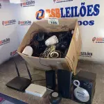 LOTE 109 - 01 LOTE COM VÁRIAS SWITCHES E CAIXINHAS DE SOM PARA PC MARCAS E MODELOS DIVERSOS. (NO ESTADO, LEILÃO NÃO TEM GARANTIA E NEM DEVOLUÇÃO, SUJEITO A POSSÍVEIS AVARIAS VISÍVEIS/OCULTAS E/OU AUSÊNCIA DE COMPONENTES).