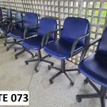 LOTE 484 - 07 CADEIRAS GIRATORIAS COM BRAÇO  (UNIDADE: B-034 - POUSO ALEGRE/MG LOCAL DE RETIRADA: AVENIDA DOS ALECRINS, 1020 - DISTRITO INDUSTRIAL –  POUSO ALEGRE/MG – CEP: 37.556-839)