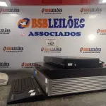 LOTE 157 - 01 MÍDIA PC SONY VAIO, 01 BLU-RAY E 01 DVD PORTÁTIL. (NO ESTADO, LEILÃO NÃO TEM GARANTIA E NEM DEVOLUÇÃO, SUJEITO A POSSÍVEIS AVARIAS VISÍVEIS/OCULTAS E/OU AUSÊNCIA DE COMPONENTES).