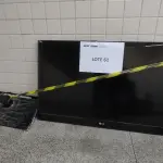 LOTE 294 - TV LG (UNIDADE: A-018 - RECIFE/PE - LOCAL DE RETIRADA: AVENIDA BEBERIBE, 3620 - BEBERIBE - RECIFE/PE - CEP: 52.130-547)