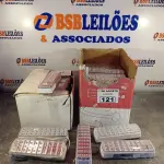 LOTE 121 - 01 LOTE COM VÁRIAS LUMINÁRIAS DE EMERGÊNCIA MARCAS E MODELOS DIVERSOS. (NO ESTADO, LEILÃO NÃO TEM GARANTIA E NEM DEVOLUÇÃO, SUJEITO A POSSÍVEIS AVARIAS VISÍVEIS/OCULTAS E/OU AUSÊNCIA DE COMPONENTES).