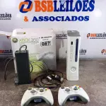LOTE 087 - 01 XBOX 360. (NO ESTADO, LEILÃO NÃO TEM GARANTIA E NEM DEVOLUÇÃO, SUJEITO A POSSÍVEIS AVARIAS VISÍVEIS/OCULTAS E/OU AUSÊNCIA DE COMPONENTES).