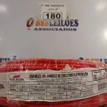 LOTE 180 - 01 ROLO DE CABO FLEXÍVEL 1X4MM NA COR VERMELHA.100 METROS (NOVO) (NO ESTADO, LEILÃO NÃO TEM GARANTIA E NEM DEVOLUÇÃO, SUJEITO A POSSÍVEIS AVARIAS VISÍVEIS/OCULTAS E/OU AUSÊNCIA DE COMPONENTES).