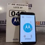 LOTE 042 - 01 APARELHO DE TELEFONE MOTO XT 1092 2ª GERAÇÃO BLACK. (NO ESTADO, LEILÃO NÃO TEM GARANTIA E NEM DEVOLUÇÃO, SUJEITO A POSSÍVEIS AVARIAS VISÍVEIS/OCULTAS E/OU AUSÊNCIA DE COMPONENTES).
