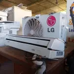 LOTE 089 - 01 AR CONDICIONADO MARCA LG 9000BTU. (NO ESTADO, LEILÃO NÃO TEM GARANTIA E NEM DEVOLUÇÃO, SUJEITO A POSSÍVEIS AVARIAS VISÍVEIS/OCULTAS E/OU AUSÊNCIA DE COMPONENTES).