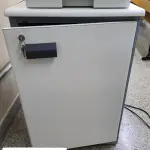 LOTE 506 - ARMARIO BAIXO COM GAVETAS (UNIDADE: B-034 - POUSO ALEGRE/MG LOCAL DE RETIRADA: AVENIDA DOS ALECRINS, 1020 - DISTRITO INDUSTRIAL –  POUSO ALEGRE/MG – CEP: 37.556-839)