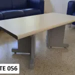 LOTE 467 - MESA AUXILIAR (UNIDADE: B-034 - POUSO ALEGRE/MG LOCAL DE RETIRADA: AVENIDA DOS ALECRINS, 1020 - DISTRITO INDUSTRIAL –  POUSO ALEGRE/MG – CEP: 37.556-839)