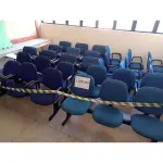 LOTE 032 - 10 CADEIRA UNIVERSITÁRIA COM PRANCHETA (LONGARINA) + 7 LONGARINAS DE TRÊS LUGARES (UNIDADE: B-046 - SÃO JOSÉ DO RIO PRETO/SP LOCAL DE RETIRADA: AVENIDA ABÍLIO APPOLONI N° 100 - JARDIM CONCEIÇÃO –  SÃO JOSÉ DO RIO PRETO/SP - CEP: 15.030-800)