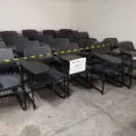 LOTE 248 - 30 CADEIRAS C/ PRANCHETAS (UNIDADE: A-018 - RECIFE/PE - LOCAL DE RETIRADA: AVENIDA BEBERIBE, 3620 - BEBERIBE - RECIFE/PE - CEP: 52.130-547)
