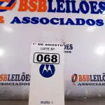 LOTE 068 - 01 APARELHO DE TELEFONE MOTO XT 1092 2ª GERAÇÃO BLACK. (NO ESTADO, LEILÃO NÃO TEM GARANTIA E NEM DEVOLUÇÃO, SUJEITO A POSSÍVEIS AVARIAS VISÍVEIS/OCULTAS E/OU AUSÊNCIA DE COMPONENTES).