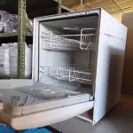 LOTE 094 - 01 LAVA LOUÇAS MARCA BRASTEMP 220V. (NO ESTADO, LEILÃO NÃO TEM GARANTIA E NEM DEVOLUÇÃO, SUJEITO A POSSÍVEIS AVARIAS VISÍVEIS/OCULTAS E/OU AUSÊNCIA DE COMPONENTES).