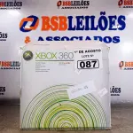 LOTE 087 - 01 XBOX 360. (NO ESTADO, LEILÃO NÃO TEM GARANTIA E NEM DEVOLUÇÃO, SUJEITO A POSSÍVEIS AVARIAS VISÍVEIS/OCULTAS E/OU AUSÊNCIA DE COMPONENTES).