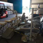 LOTE 616 - 06 CADEIRAS ODONTOLOGICAS + 06 EQUIPOS TIPO CART. (UNIDADE: A-005 - PORTO ALEGRE/RS - LOCAL DE RETIRADA: AVENIDA JOSÉ ALOÍSIO FILHO, Nº 695 BAIRRO HUMAITÁ – PORTO ALEGRE/RS – CEP: 90.250-180)