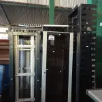 LOTE 379 - 03 RACK’S PARA EQUIPAMENTOS DE REDE MARCAS E MODELOS DIVERSOS. (NO ESTADO, LEILÃO NÃO TEM GARANTIA E NEM DEVOLUÇÃO, SUJEITO A POSSÍVEIS AVARIAS VISÍVEIS/OCULTAS E/OU AUSÊNCIA DE COMPONENTES).