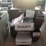 LOTE 354 - 02 IMPRESSORAS MARCAS HP MODELO INK JET 1200WN INCOMPLETAS. (NO ESTADO, LEILÃO NÃO TEM GARANTIA E NEM DEVOLUÇÃO, SUJEITO A POSSÍVEIS AVARIAS VISÍVEIS/OCULTAS E/OU AUSÊNCIA DE COMPONENTES).