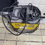 LOTE 013 - MÁQUINA DE SOLDA(NO ESTADO, NÃO SABEMOS SE FUNCIONA. LEILÃO NÃO TEM GARANTIA E NEM DEVOLUÇÃO).
