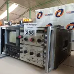 LOTE 258 - 01 ANALISADOR DE ESPECTRO. (NO ESTADO, LEILÃO NÃO TEM GARANTIA E NEM DEVOLUÇÃO, SUJEITO A POSSÍVEIS AVARIAS VISÍVEIS/OCULTAS E/OU AUSÊNCIA DE COMPONENTES).